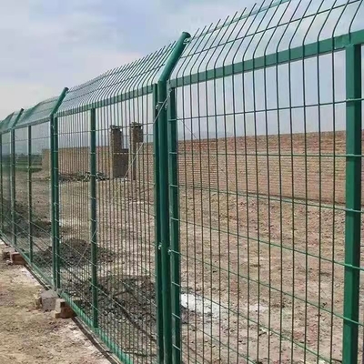 Camino ferroviario 3.0-5.0m m Mesh Fencing For Construction Protection soldado con autógena alambre