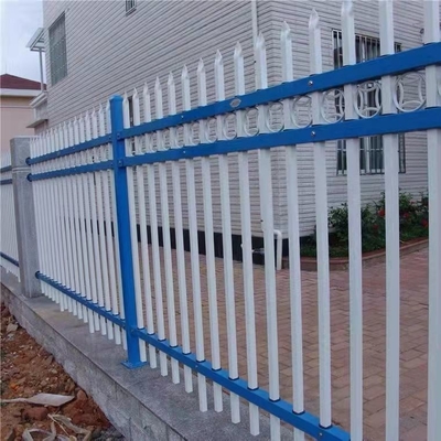 El PVC del patio cubrió al OEM decorativo de acero galvanizado del ODM de la cerca de Zine