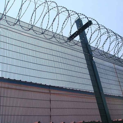 La prenda impermeable 358 calientes de Mesh Anti Climb Prison Fence sumergidos galvanizó